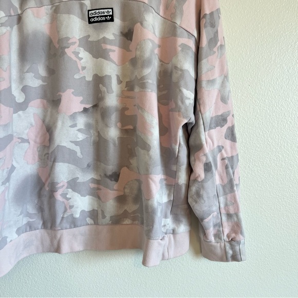 Adidas originals Camo pink Sweater Small - Picture 4 of 11